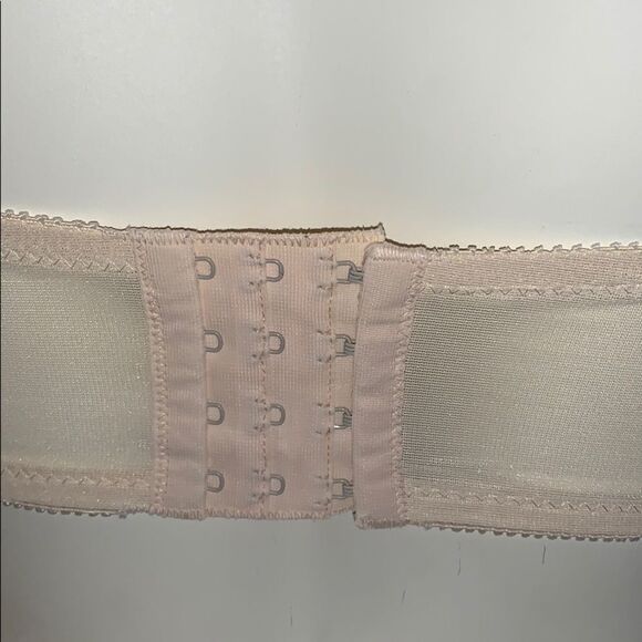 VTG MCM ILGWU strapless lace bra. Medium - Picture 5 of 14